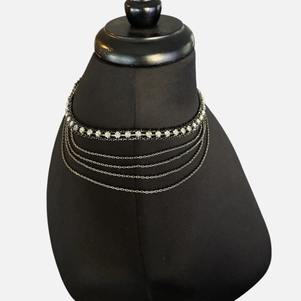 Black Rhinestone Layered Shoulder Chain - Picture 2 of 6